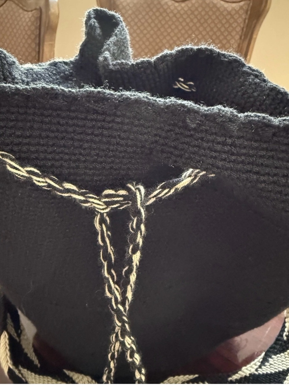 NWT Large Isasuma Wayuu Mochila Crossbody Bag Black Cream Handwoven Boho Bucket - Picture 7 of 7